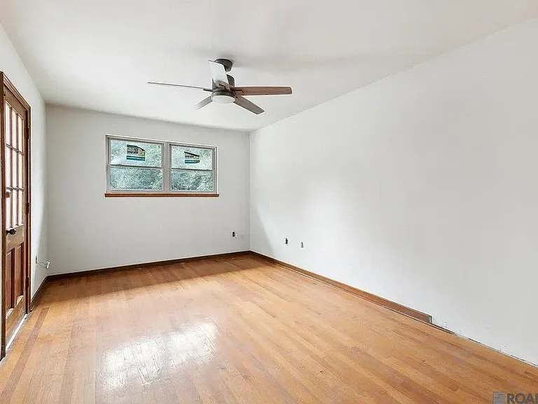 420 Brookhaven Dr — Photo 4