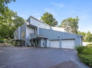 94 Partridgetown Rd, Naugatuck, CT 06770