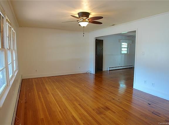 3rd image of 524 Bonview Ave