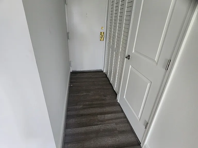 Entrance / Foyer