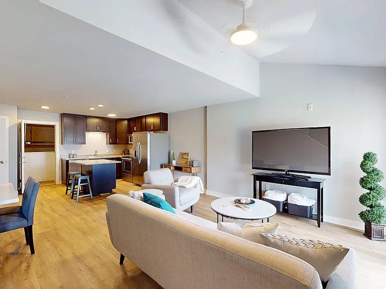 2301 Lincoln Ave — Photo 18