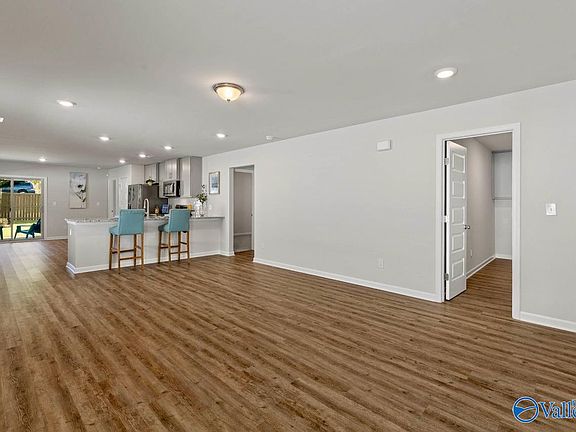 4th image of 14880 Ravenel Dr