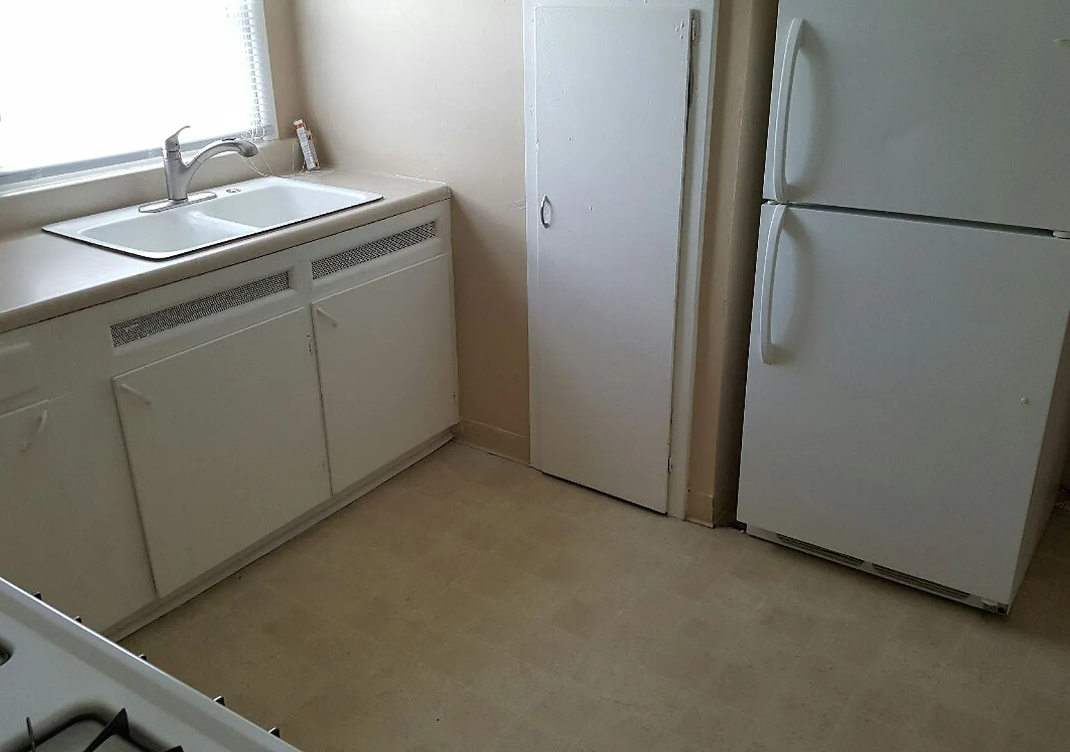 Wellington Heights - 1506 4th Ave SE — Photo 3