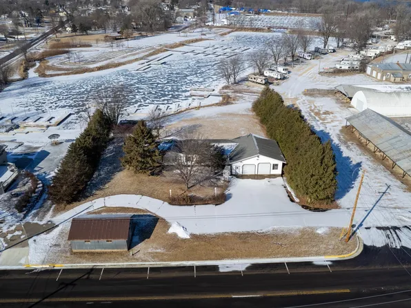 310 Bridge Ave, Wabasha, MN 55981