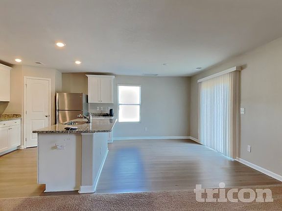 4th image of 14 Ivy Bank Dr