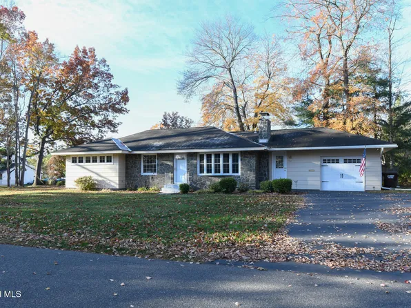 82 Brockley Drive, Delmar, NY 12054