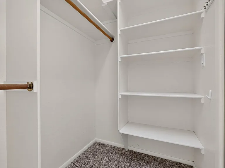10900 San Francisco Rd NE — Photo 24