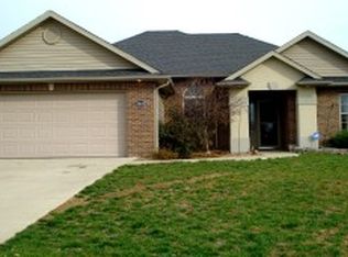 3400 Lake Front Ct, Columbia, MO 65202