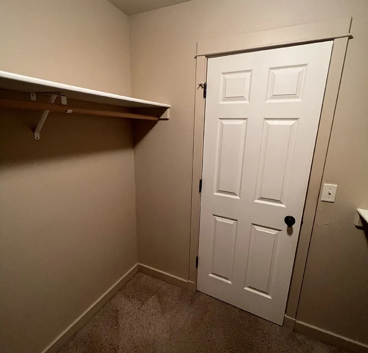 3 bed, 2.0 bath, $2,500 — Photo 3