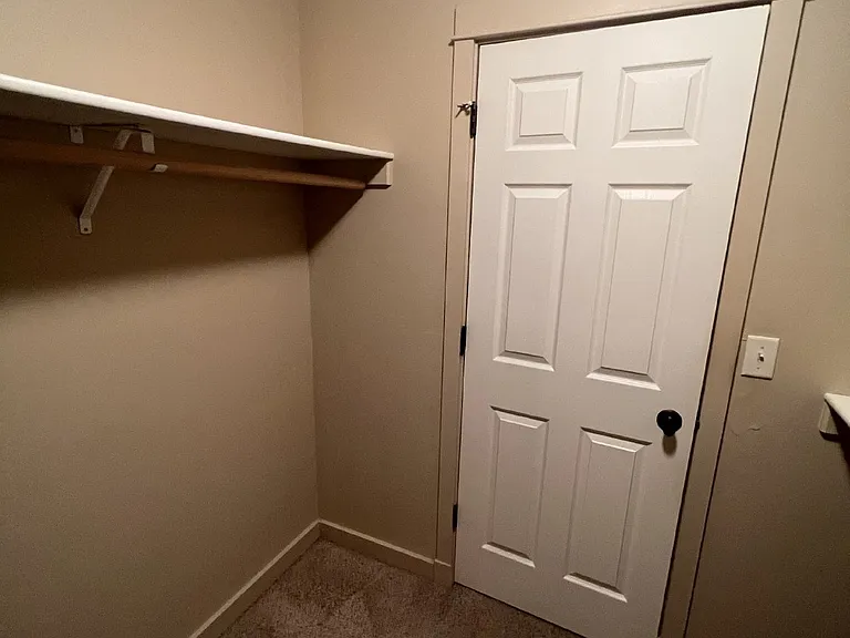 789A Longbow Ln — Photo 3