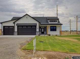 633 W View Dr, Casper, WY 82601