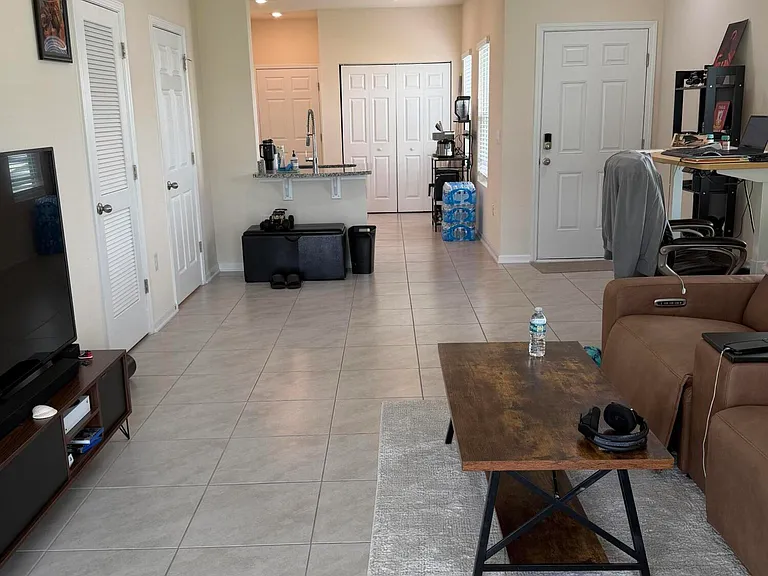 64 Java Ln — Photo 13