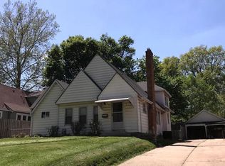 7556 Walnut St, Kansas City, MO 64114