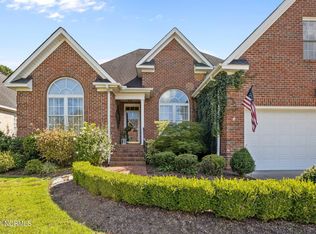 2022 Cornerstone Dr, Winterville, NC 28590