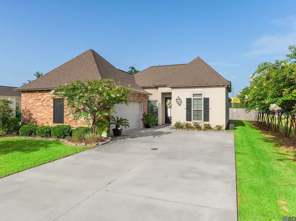 30004 Sanctuary Blvd, Denham Springs, LA 70726