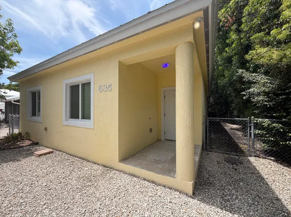 635 Cabrera St, Key Largo, FL 33037