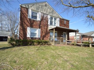 5242 Pine Tree Ln, Youngstown, OH 44512