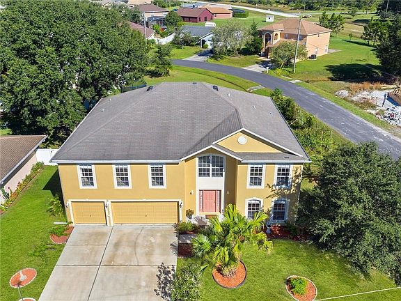 4th image of 1123 Saint Michel Way