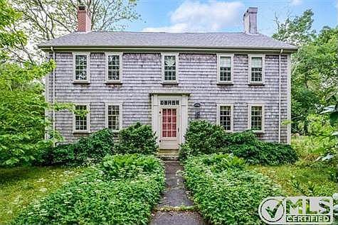 Beautiful and Gracious Home