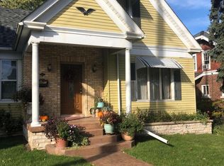 200 W State St, Burlington, WI 53105