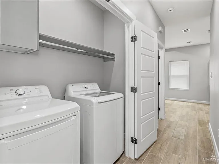 103 Yosemite Dr #2 — Photo 10