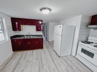 56 North St #2, Lowell, MA 01852