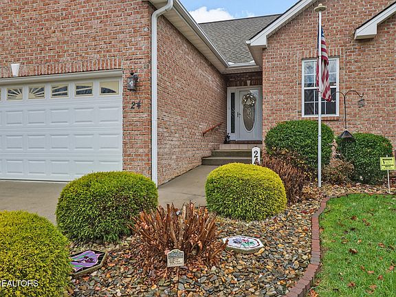 2nd image of 24 Mallard Ct #2