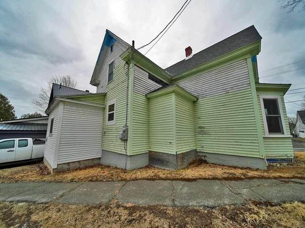35 Charles Street, Houlton, ME 04730