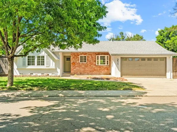 211 E Yorkshire Dr, Stockton, CA 95207