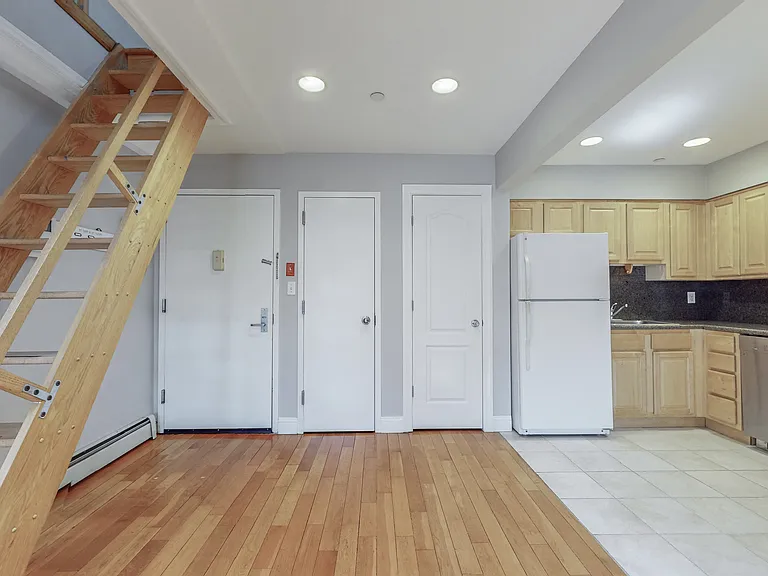 83-71 116th St #7B — Photo 8