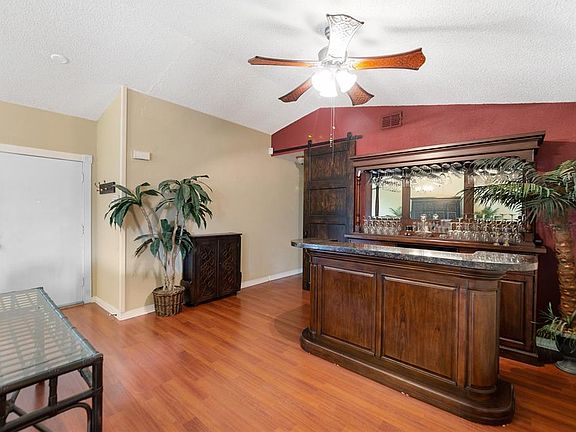 5th image of 2105 Statler Dr