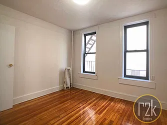 Rented by Realty 2000 Corp