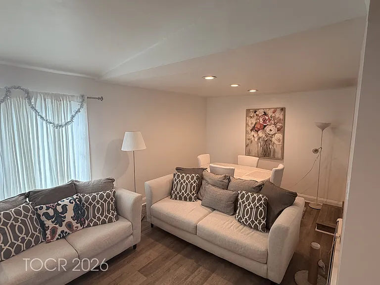 347 Forest Ave — Photo 4