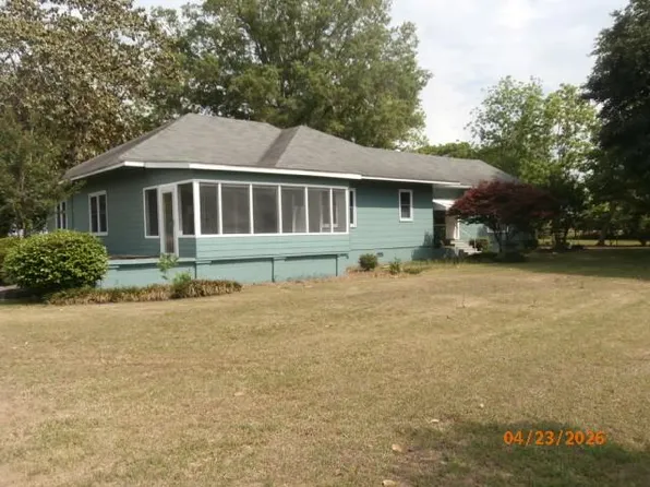 2044 First Kolomoki Rd, Blakely, GA 39823