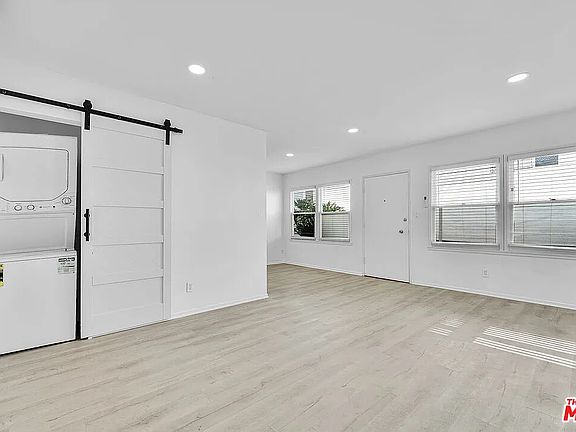 2nd image of 926 N Spaulding Ave APT 3