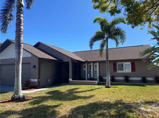 1004 SW 35th St, Cape Coral, FL 33914