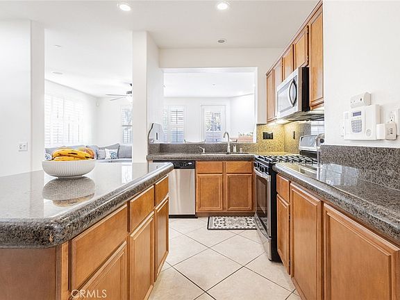 3rd image of 27923 Cactus Ave Unit B