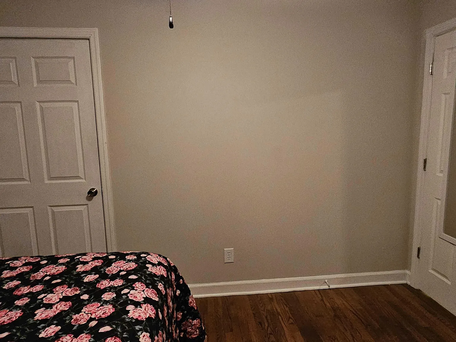 4 bed, 3.0 bath, 3000 sqft, $1,092 — Photo 2