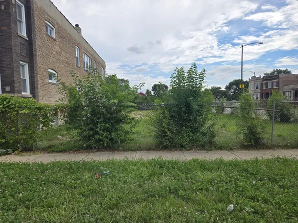 4357 W Flournoy St, Chicago, IL 60624