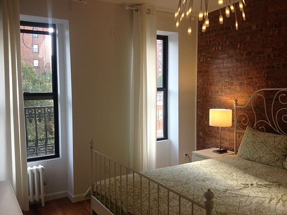 3rd image of 135 E 110th St APT 3B