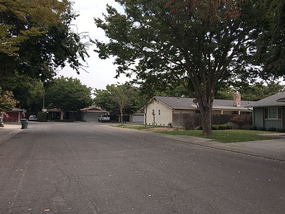 4th image of 1412 Mosswood Ln