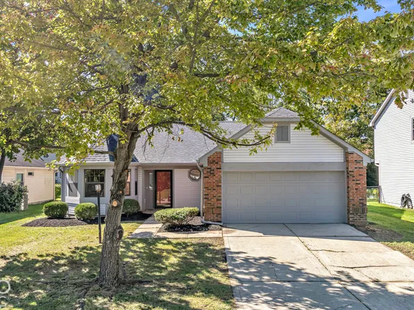 6264 Old Barn Ct, Indianapolis, IN 46268