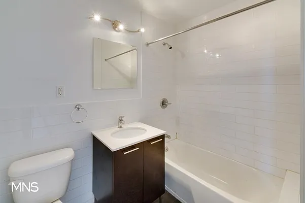 Rented by MNS Marketing | media 6