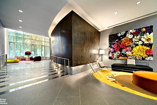 Rented by Level Group | media 26