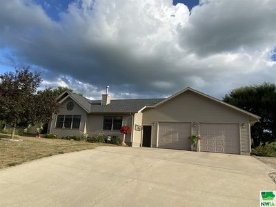 945 Amber Dr, Cherokee, IA, 51012