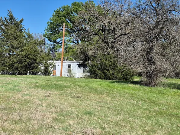 294 County Road 4683, Boyd, TX 76023