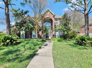 1709 Orlando St, Friendswood, TX 77546