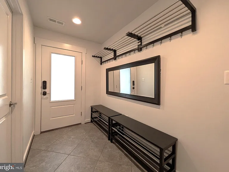 22447 Verde Gate Ter — Photo 4