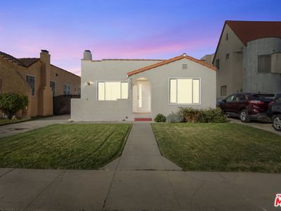 7611 Brighton Ave, Los Angeles, CA, 90047