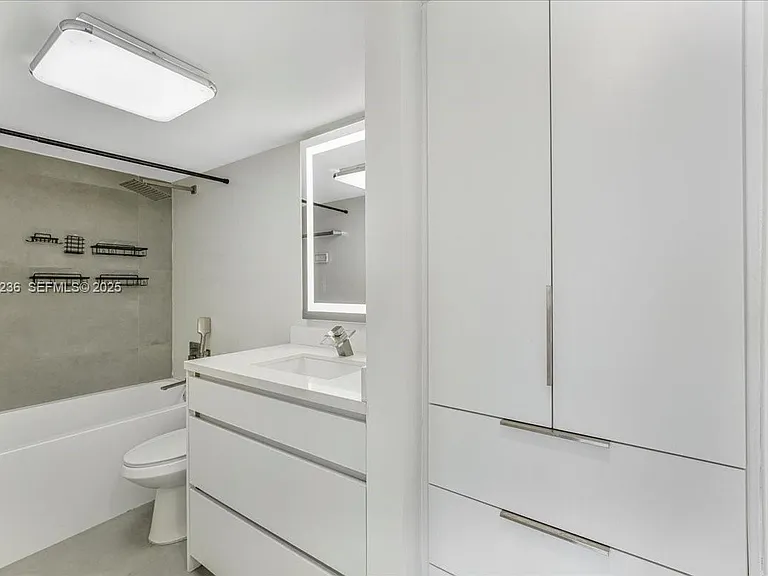 1865 79th St #12G — Photo 17